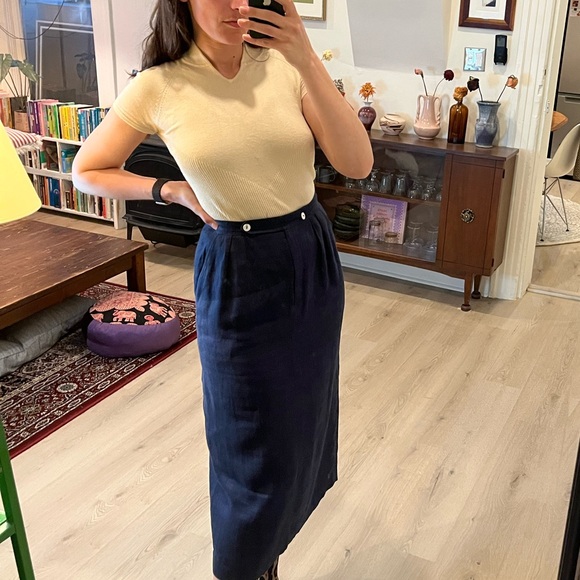 Vintage knit T-shirt by AK collection - Picture 2 of 10